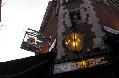 shakespeareshead.jpg